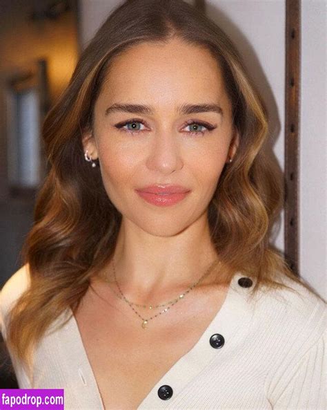 emilia clarke leaked|Emilia Clarke says she took out her phones SIM card while。